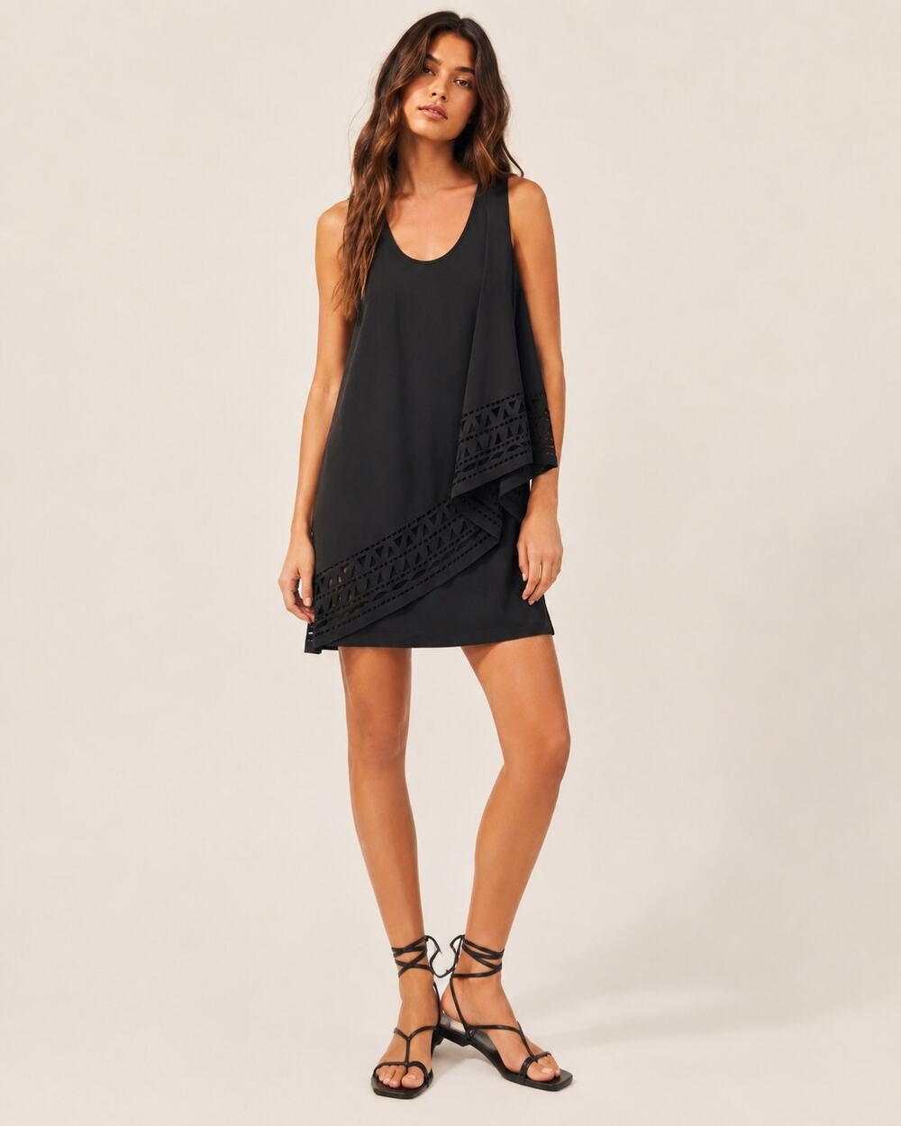 Jarlo Black Sleeveless Tiered Laser Cut Shift Dress Womens XS Mini Boho Crochet
